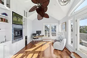 8 Canal Way, Hampton Bays, NY 11946 - Photo 13