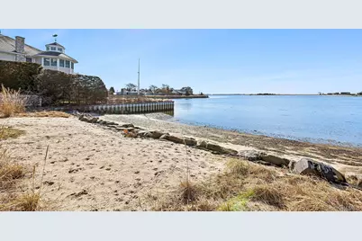 8 Canal Way, Hampton Bays, NY 11946 - Photo 23