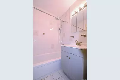 1510 Beach 12 Street #Apt 2, Far Rockaway, NY 11691 - Photo 3