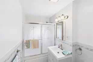 3318 Griswold Ave, Bronx, NY 10465 - Photo 11