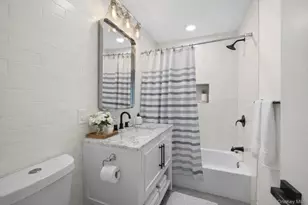 85 Massapequa Ave, Massapequa, NY 11758 - Photo 13