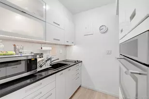 10 N Broadway, White Plains, NY 10601 - Photo 17