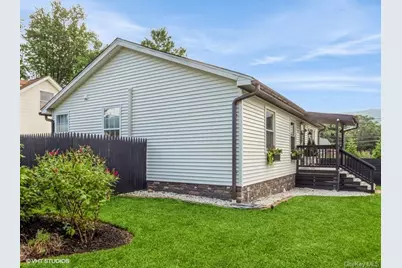 8 Townsend Street, Beacon, NY 12508 - Photo 15