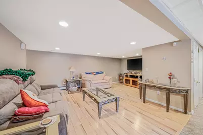 159 Shady Lane, Smithtown, NY 11787 - Photo 21