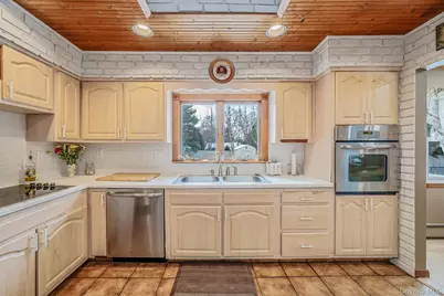 159 Shady Lane, Smithtown, NY 11787 - Photo 5