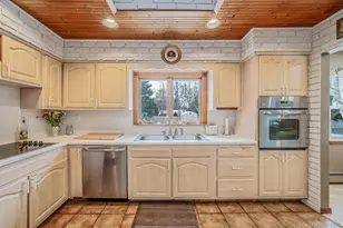 159 Shady Ln, Smithtown, NY 11787 - Photo 5