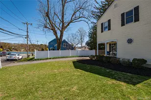 54 Westfield Dr, Centerport, NY 11721 - Photo 5