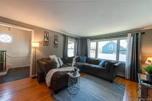 54 Westfield Dr, Centerport, NY 11721 - Photo 9