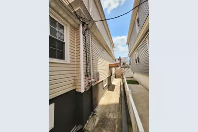 4223 Gunther Avenue, Bronx, NY 10466 - Photo 23