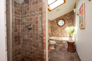 76 Beatrice Ave, West Islip, NY 11795 - Photo 15