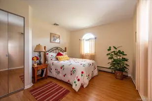 76 Beatrice Ave, West Islip, NY 11795 - Photo 17