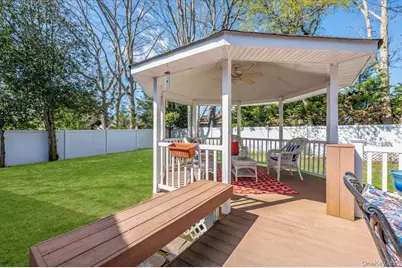 76 Beatrice Avenue, West Islip, NY 11795 - Photo 29