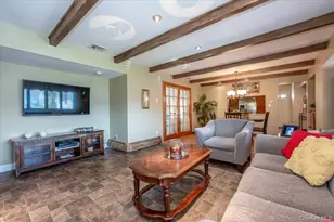 76 Beatrice Ave, West Islip, NY 11795 - Photo 5