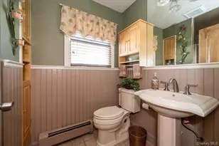 76 Beatrice Ave, West Islip, NY 11795 - Photo 19