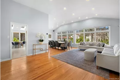 20 Brampton Lane, Great Neck, NY 11023 - Photo 3