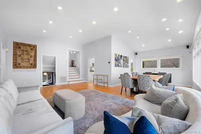20 Brampton Lane, Great Neck, NY 11023 - Photo 5