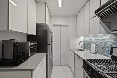140 7th Avenue #7E, New York, NY 10011 - Photo 7