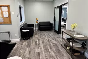 100 S Cambridge Dr S, Copiague, NY 11726 - Photo 41