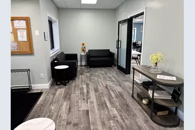 100 S Cambridge Drive S #100, Copiague, NY 11726 - Photo 21