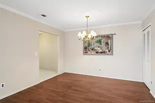 100 S Cambridge Dr S, Copiague, NY 11726 - Photo 13