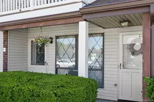 100 S Cambridge Dr S, Copiague, NY 11726 - Photo 3
