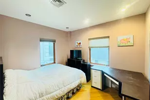 49-02 Marathon Pkwy, Little Neck, NY 11362 - Photo 23