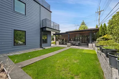 4902 Marathon Parkway, Little Neck, NY 11362 - Photo 37
