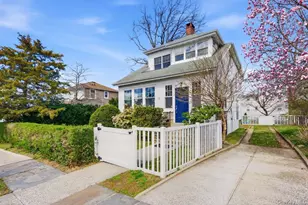 107 Edgewood Ave, Yonkers, NY 10704 - Photo 3