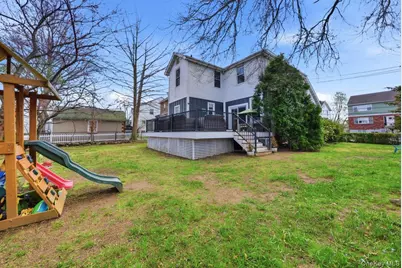 107 Edgewood Avenue, Yonkers, NY 10704 - Photo 47
