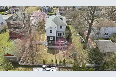 107 Edgewood Avenue, Yonkers, NY 10704 - Photo 5