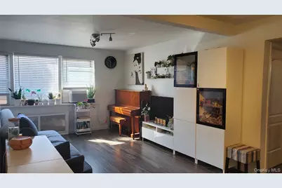 138-29 Jewel Avenue #1C, Flushing, NY 11367 - Photo 1
