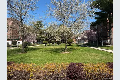 138-29 Jewel Avenue #1C, Flushing, NY 11367 - Photo 9