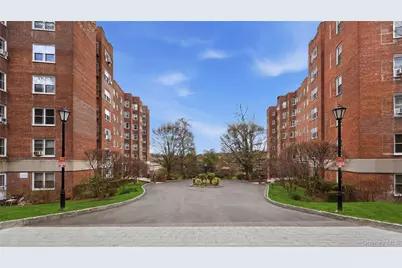 280 Collins Avenue #6I, Mount Vernon, NY 10552 - Photo 1