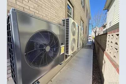 3174 Valhalla Drive, Bronx, NY 10465 - Photo 49