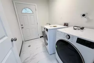 3174 Valhalla Dr, Bronx, NY 10465 - Photo 37