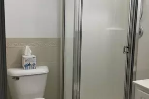 103 Narragansett Villas Dr, Lindenhurst, NY 11757 - Photo 3