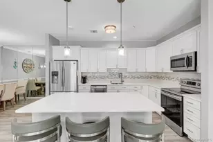 103 Narragansett Villas Dr, Lindenhurst, NY 11757 - Photo 9