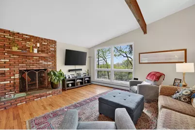 20 John Cava Lane, Cortlandt Manor, NY 10567 - Photo 5