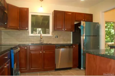 20 John Cava Lane, Cortlandt Manor, NY 10567 - Photo 3