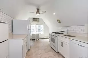 146-11 35th Ave, Flushing, NY 11354 - Photo 17