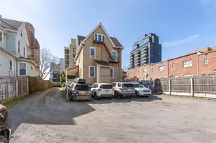 146-11 35th Ave, Flushing, NY 11354 - Photo 29