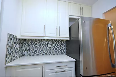 100 E Hartsdale Avenue #5DE, Hartsdale, NY 10530 - Photo 13