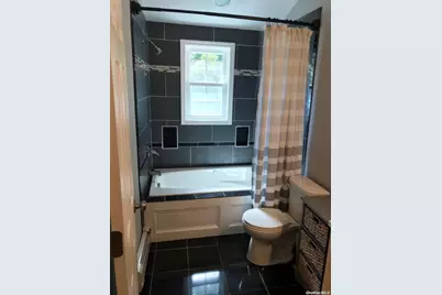 175 Richmond Boulevard, Ronkonkoma, NY 11779 - Photo 15