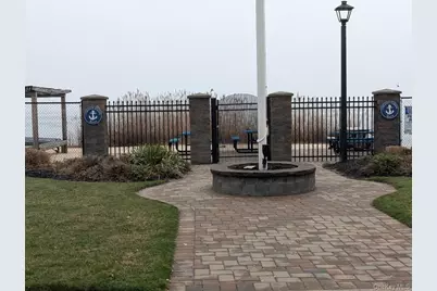 16 Seaway Drive, Copiague, NY 11726 - Photo 47