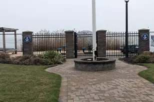 16 Seaway Dr, Copiague, NY 11726 - Photo 47