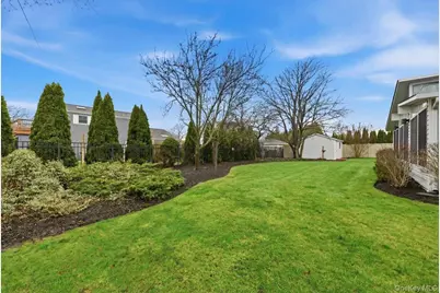 16 Seaway Drive, Copiague, NY 11726 - Photo 41