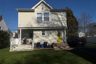 25 Rutland Rd, Freeport, NY 11520 - Photo 3