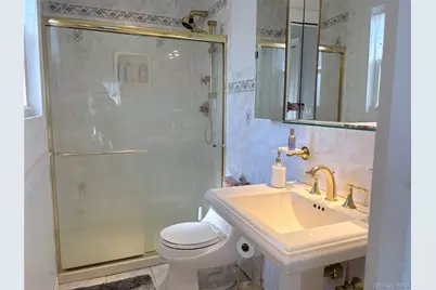 25 Rutland Road, Freeport, NY 11520 - Photo 7