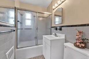 249-38 63rd Ave, Little Neck, NY 11362 - Photo 11