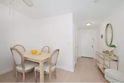 6 Birchwood Court #3A, Mineola, NY 11501 - Photo 9